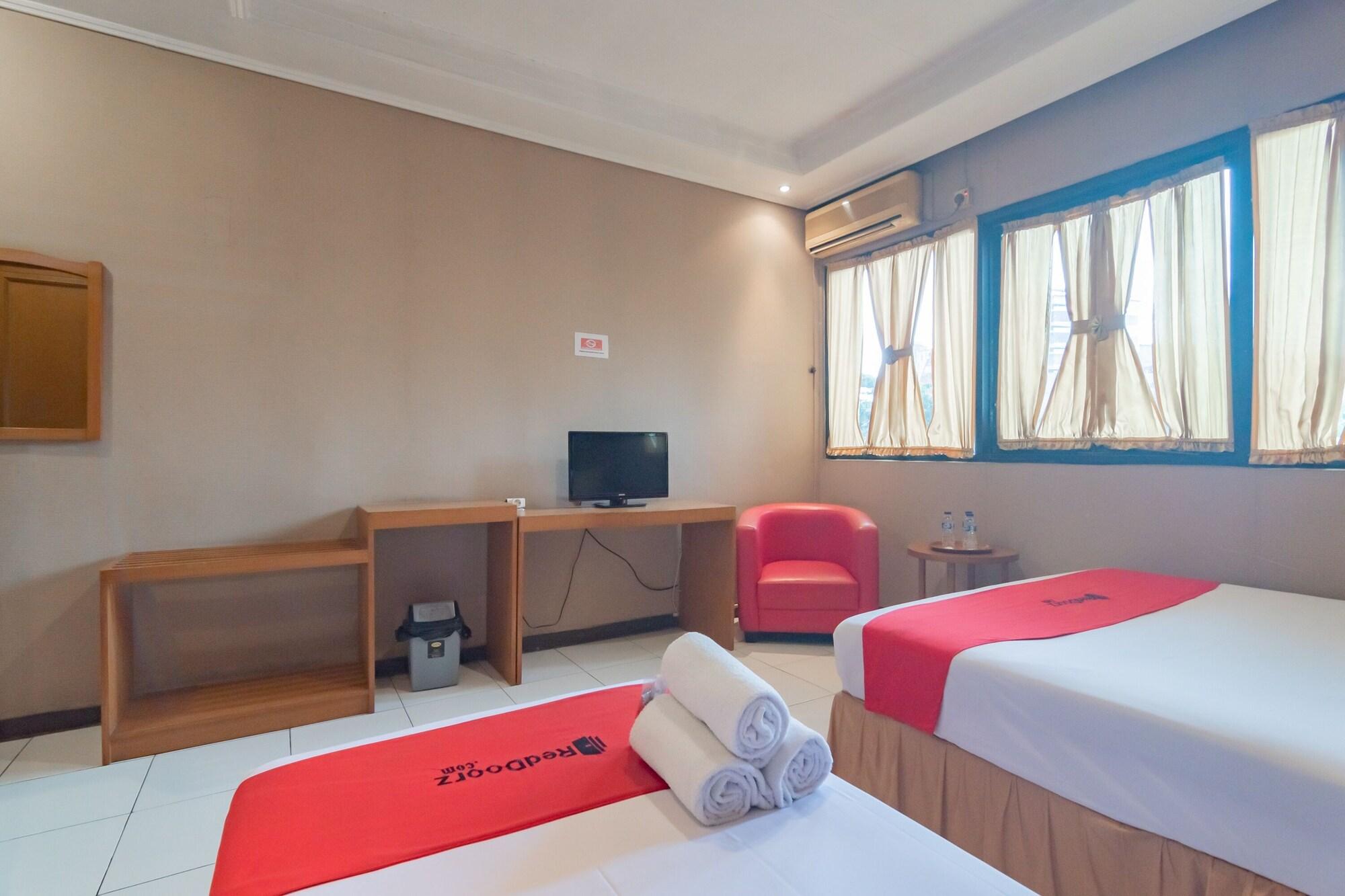 Hotel Reddoorz Plus @ Sukamulya Pasteur 2 Bandung Zewnętrze zdjęcie