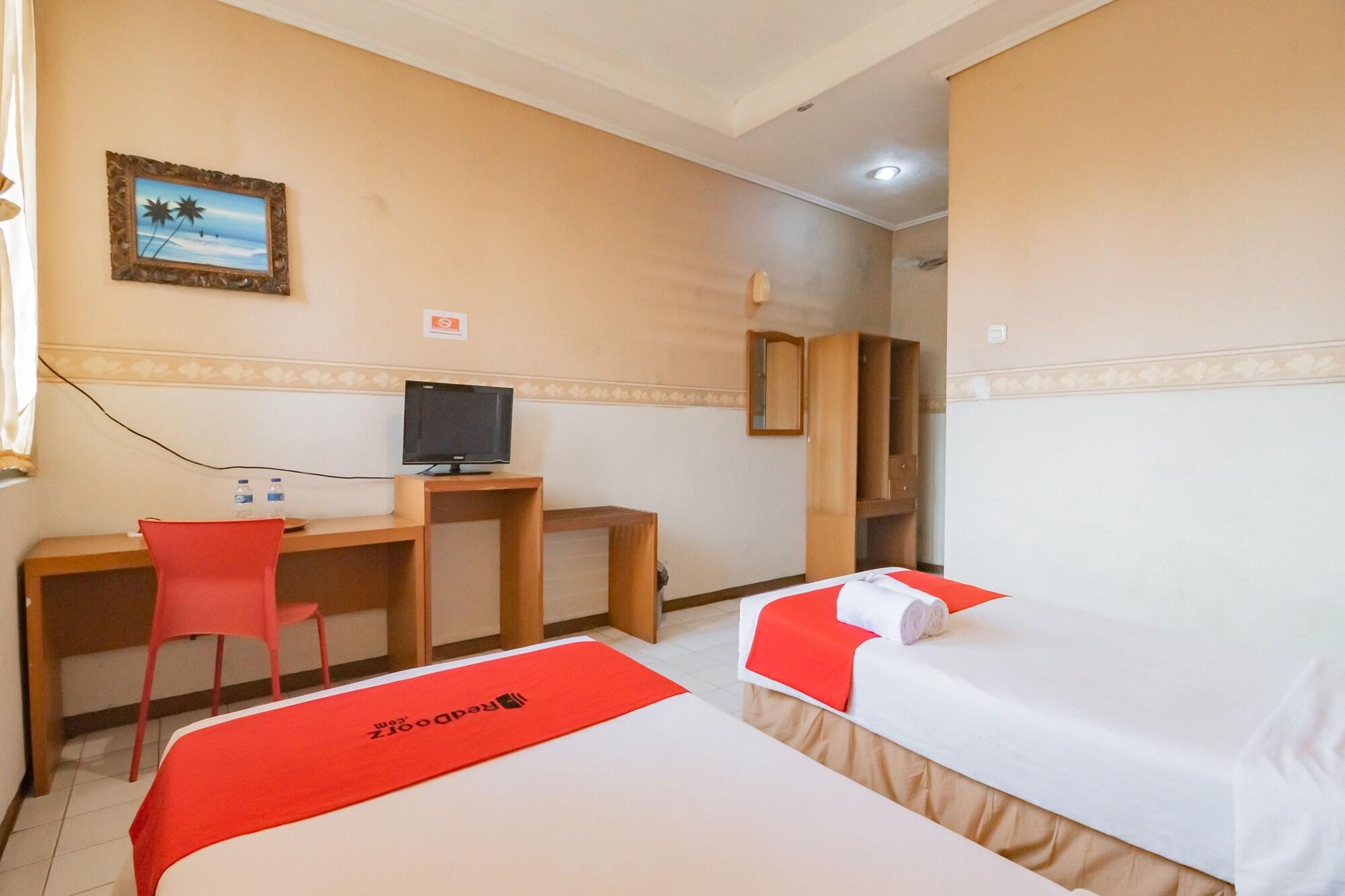 Hotel Reddoorz Plus @ Sukamulya Pasteur 2 Bandung Zewnętrze zdjęcie